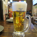 串カツ田中 - 生ビールは、プレミアムモルツの香るエール