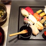 すし萬 近鉄あべのハルカス本店  - 