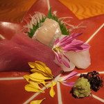 お造り3種　鮃、メジマグロ、紋甲烏賊