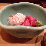 祇園にしむら - 向付は六代目清水六兵衛の器