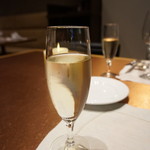 新宿中村屋Granna - [ドリンク] スパークリングワイン『嘉』(グラス)　