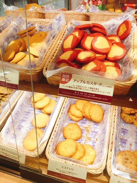 ステラおばさんのクッキー なんばウォーク店 大阪難波 洋菓子 その他 食べログ