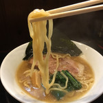 Mensou Nanaya - 太めの麺はもっちり食感！つるっと喉越しが松本伊代
