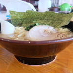 Yoshinari ya - ラーメン（醤油）