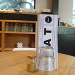 pressed Juices - 卓上