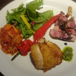 ア ターブル - お肉料理はなんと3種類ものお料理が盛り合わせに！