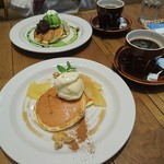 【2016.11.03】ホットコーヒーとリンゴとシナモンのパンケーキ