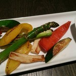 Grilled vegetable bagna cauda