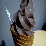 祇園きなな - 京きななソフトクリーム(カカオ側)