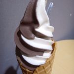 祇園きなな - 京きななソフトクリーム(きなことカカオのミックス)