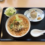 【2016年08月】担々麺定食＠1,300円、提供時。