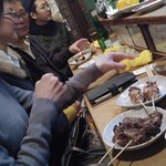 おんどり - 一番右端の席に座りそこから撮影しています。