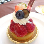 レストラン フォンタナ - いちごのタルト
