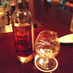 スコッチバー スワンク - ビッグスモーク 強烈にスモーキーなアイラのブレンドです