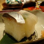 日本料理 とくを - 棒寿司（鯖・鯛）