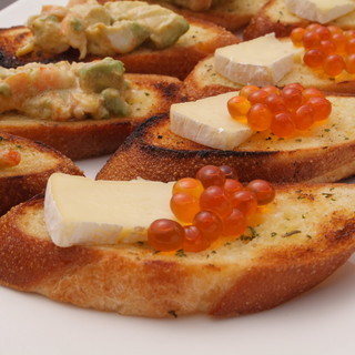 ターヴォラ カルダ モンステラ_1