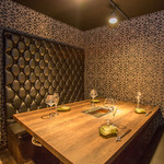 新宿ますお - 一番広い特別な一室は、特別なお時間をお過ごしいただくためにご用意いたしました。