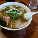 あげ富 - 塩チャーシュー麺。