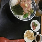 日本橋海鮮丼 つじ半 - 