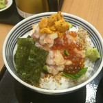 日本橋海鮮丼 つじ半 - 
