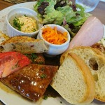 ビストロ グルトン - 