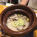 馳走菴 ひじり - 松茸、銀杏の炊き込みご飯