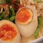 鶏白湯麺 蔭山 - 味玉：美味しかった