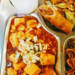 田舎菜館 - 麻婆豆腐、春巻、蒸し饅頭etc……