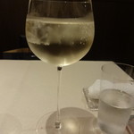 トムクリオーザ - 白バルサミコのドリンク