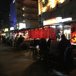 河太郎 - すぐ近所の屋台。こちらもいい雰囲気です。