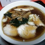 珍来 - チャーシューメンを真上から　￥６８０