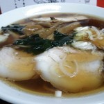 珍来 - チャーシューメンを手前から