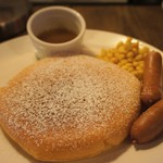 ソーセージとコーンのパンケーキ