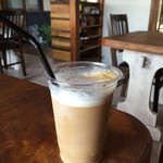 カフェ 百一 - カプチーノ (アイス)  450円