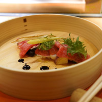 肉屋 雪月花 NAGOYA - 自家製飛騨牛生ハムサラダ仕立て