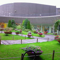 TOOTH TOOTH GARDEN RESTAURANT - 
