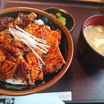 Butadonshirakaba - 2016/10 並盛肉４枚をカット　かみこみ豚