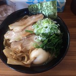 麺家ひまり - 気まぐれ時価メニュー鶏そば。友人からタイムラインに連日ひまり載せるから行ってきたとラインの報告写真。鶏そば超美味しそう(゜ρ゜)