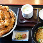 Hamaa Ryo WA Dining - ３種のエビとアオサのかき揚げ丼1880円