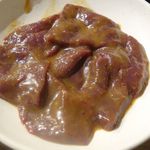 仙台牛焼肉　と文字 - ラストはタレに丁寧に絡めたレバ皿800円をオーダーし