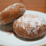 和菓子処 小太刀 - 土日限定商品。甘さ控えめの、手作り『あんどうなつ』。どこか懐かしさを覚える。