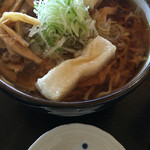 Niku Soba Maiduru - 揚げ餅は、温かいうちにスープへ！