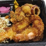 Katsu man - ミックスフライ弁当