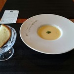 ワインとチーズの小さなレストラン Breed - 