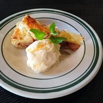 ワインとチーズの小さなレストラン Breed - 