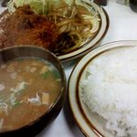 キッチン南海 - 味噌汁はけんちん汁にグレードアップしてました