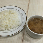 キッチンジロー - ご飯と豚汁