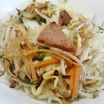 Mensore Kiyo - 連れの物体絶賛の（笑）沖縄麺焼そば￥７５０
