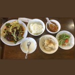 露処 - 回鍋肉 水餃子つき￥950 （ ’16.11）