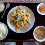 中国酒家 十年 座間店 - ランチ（玉ねぎと玉子炒め定）￥500